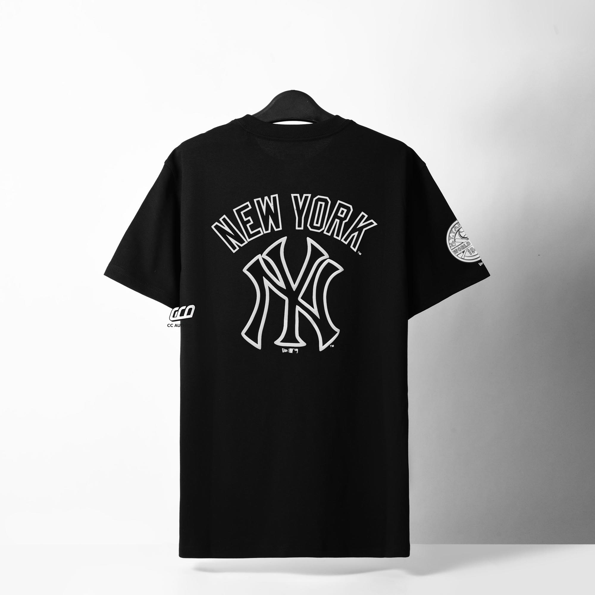 NEW ERA LARGE LOGO NEYYAN T-SHIRT - BLACK