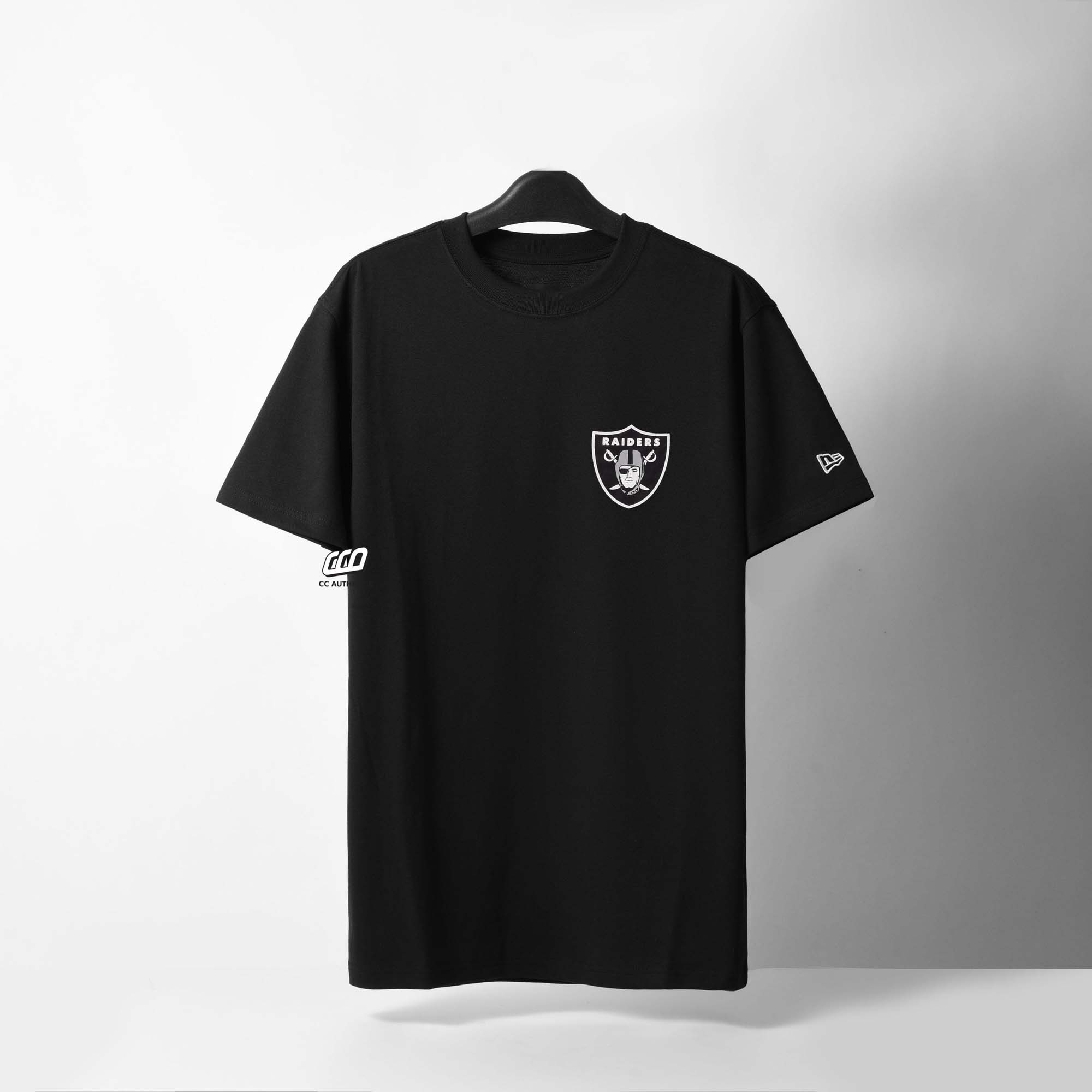 NEW ERA LAS VEGAS ESSENTIAL T-SHIRT - BLACK