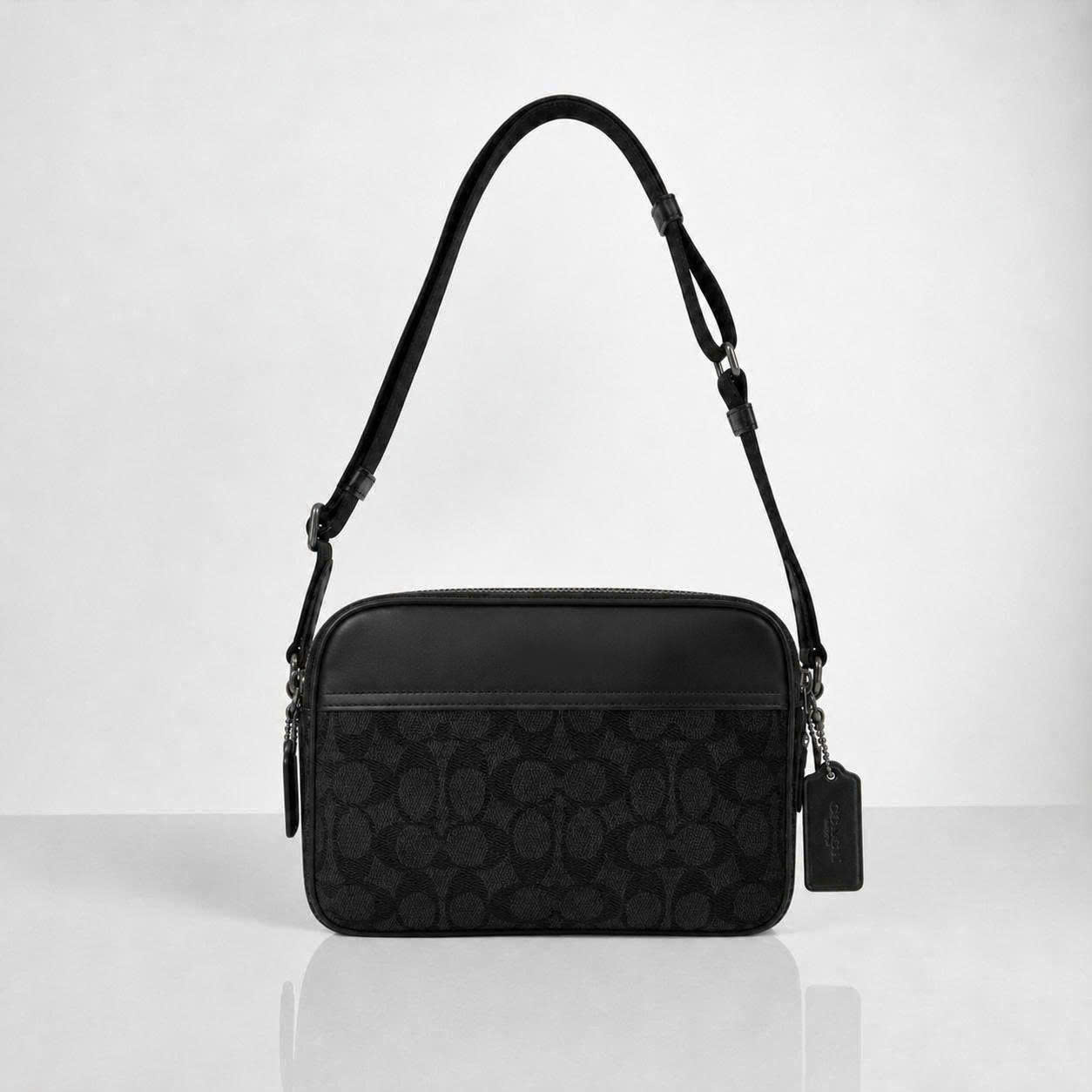 COACH SIGNATURE GRAHAM CV9 CROSS BAG - BLACK