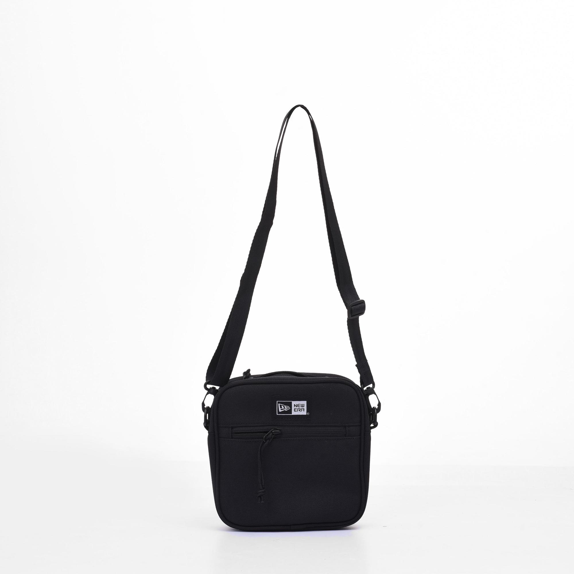 NEW ERA SQUARE SHOULDER POUCH BAG - BLACK