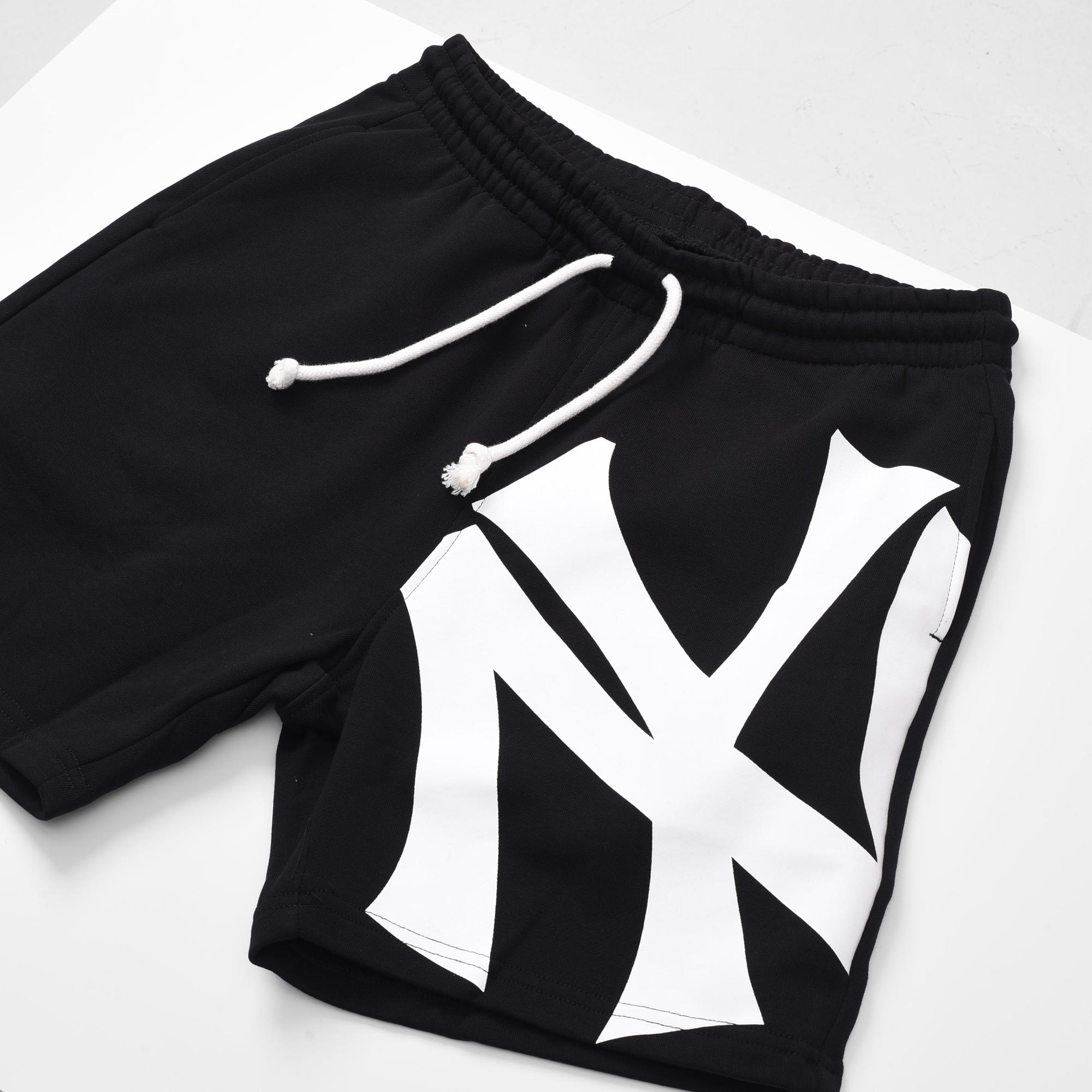 NEW ERA SET UP NY TS44 SHORT - BLACK