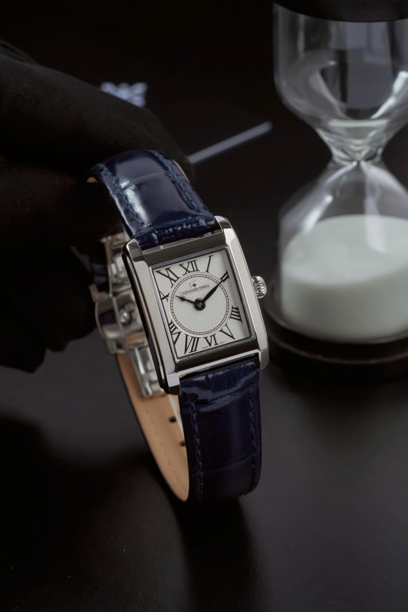 ĐỒNG HỒ NỮ ALEXANDER FERROS 7282S/02 QUAZT 21x31MM