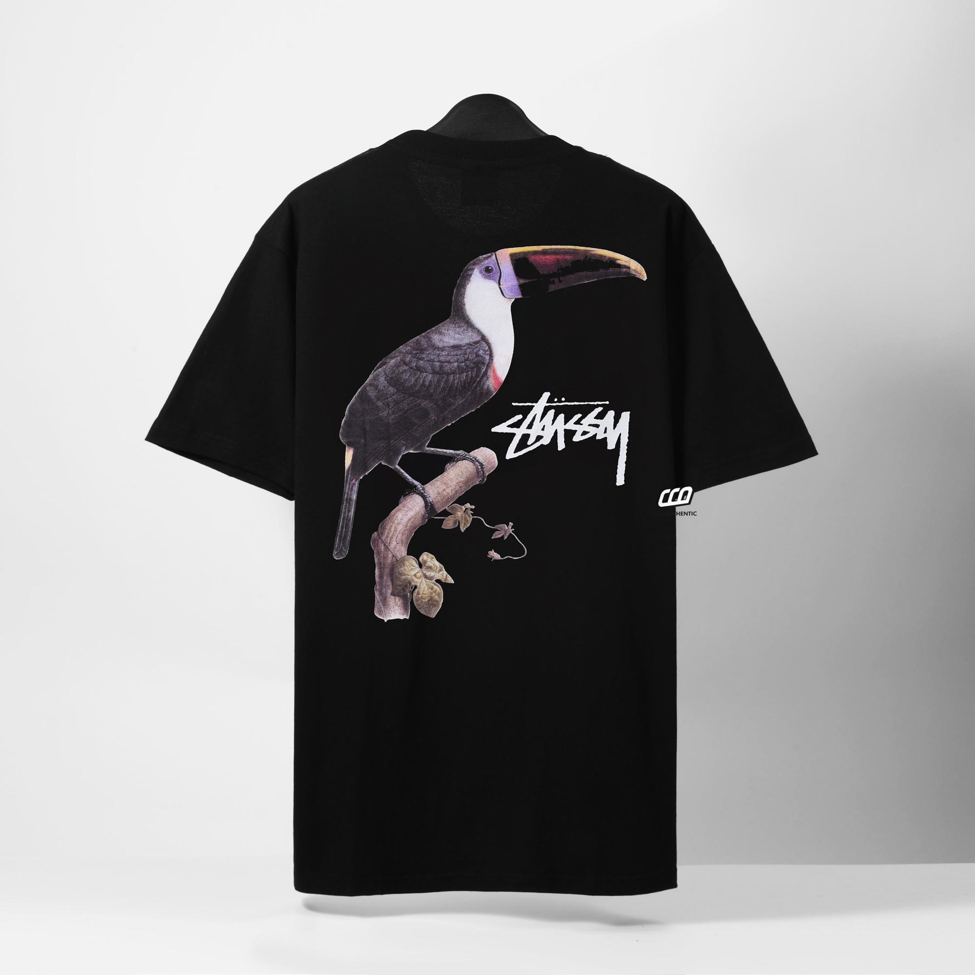 STUSSY TOUCAN T-SHIRT - BLACK