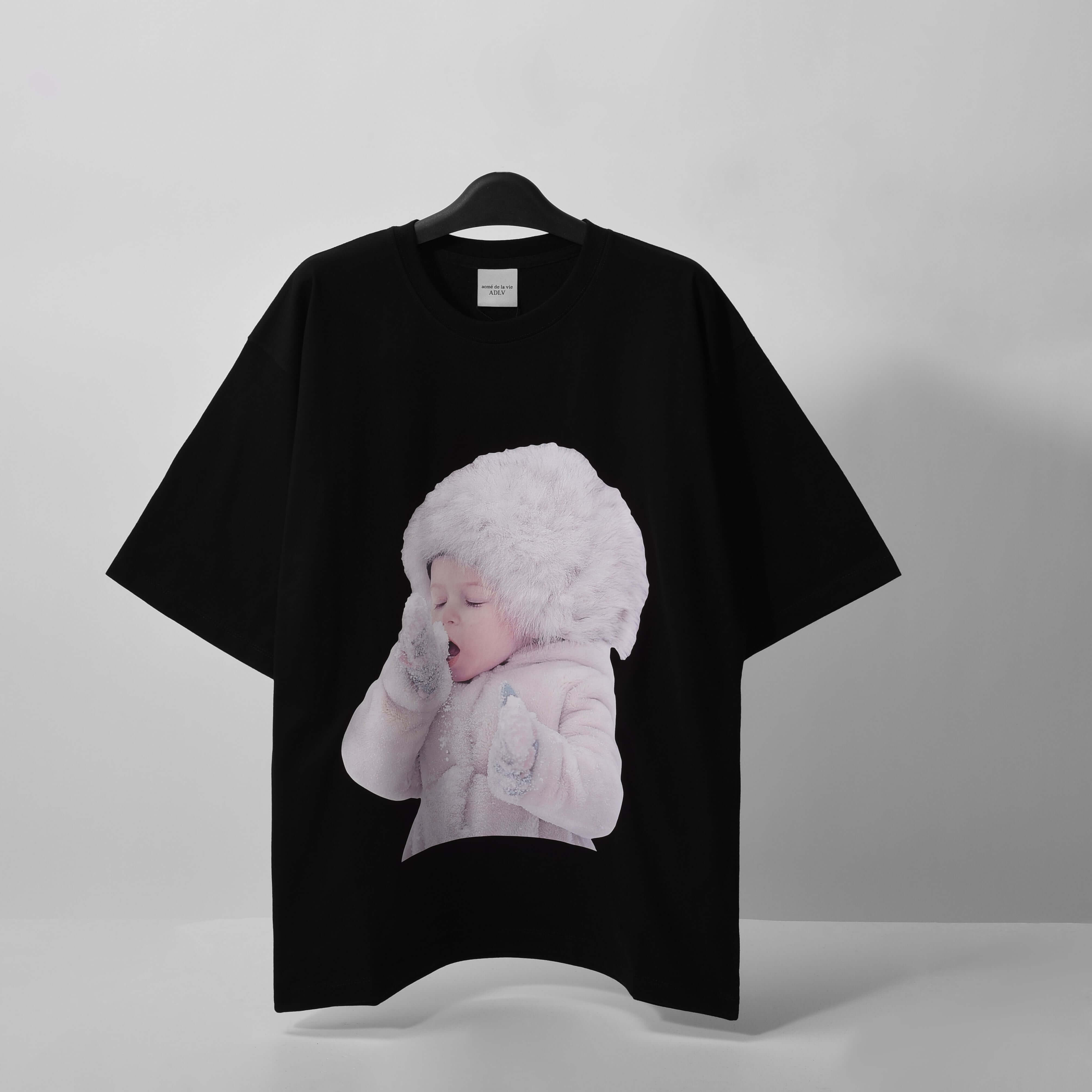 ADLV Baby Face Short Sleeve Snow Tshirt - Black