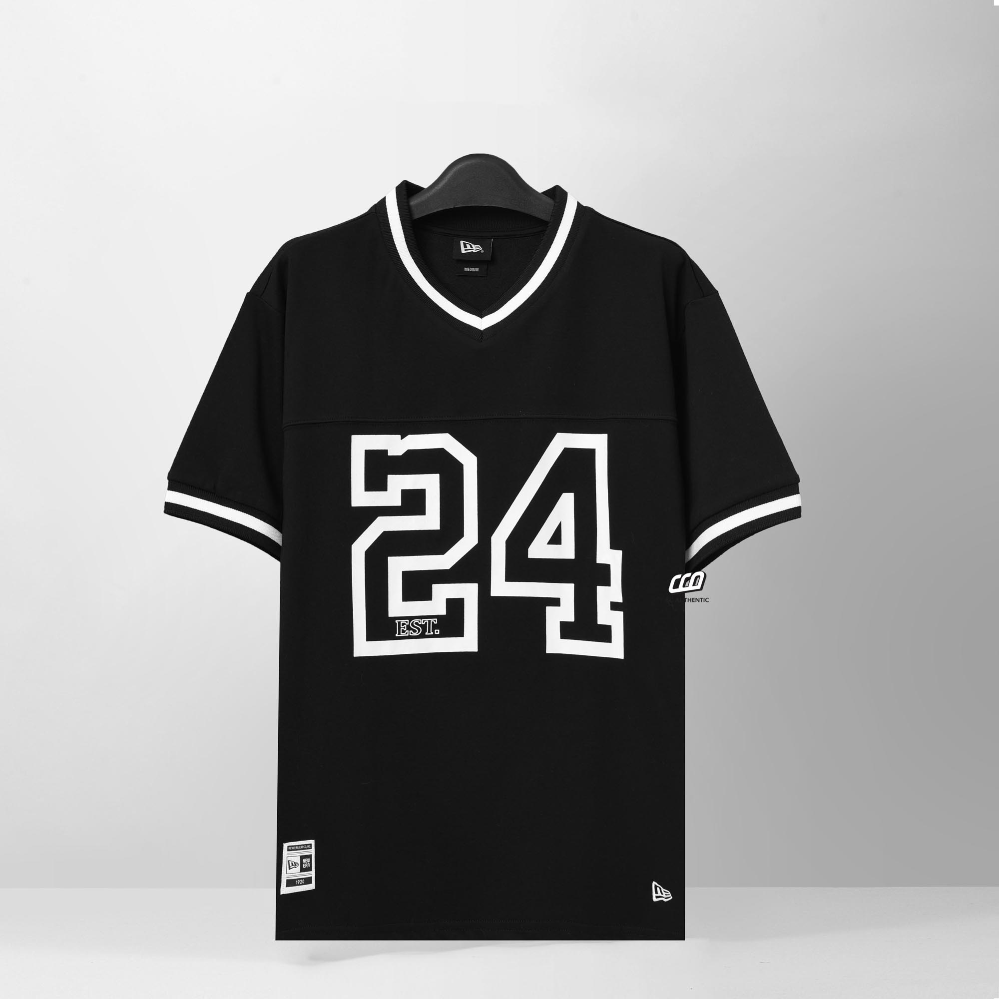 NEW ERA 24 JP OVERSIZE T-SHIRT - BLACK