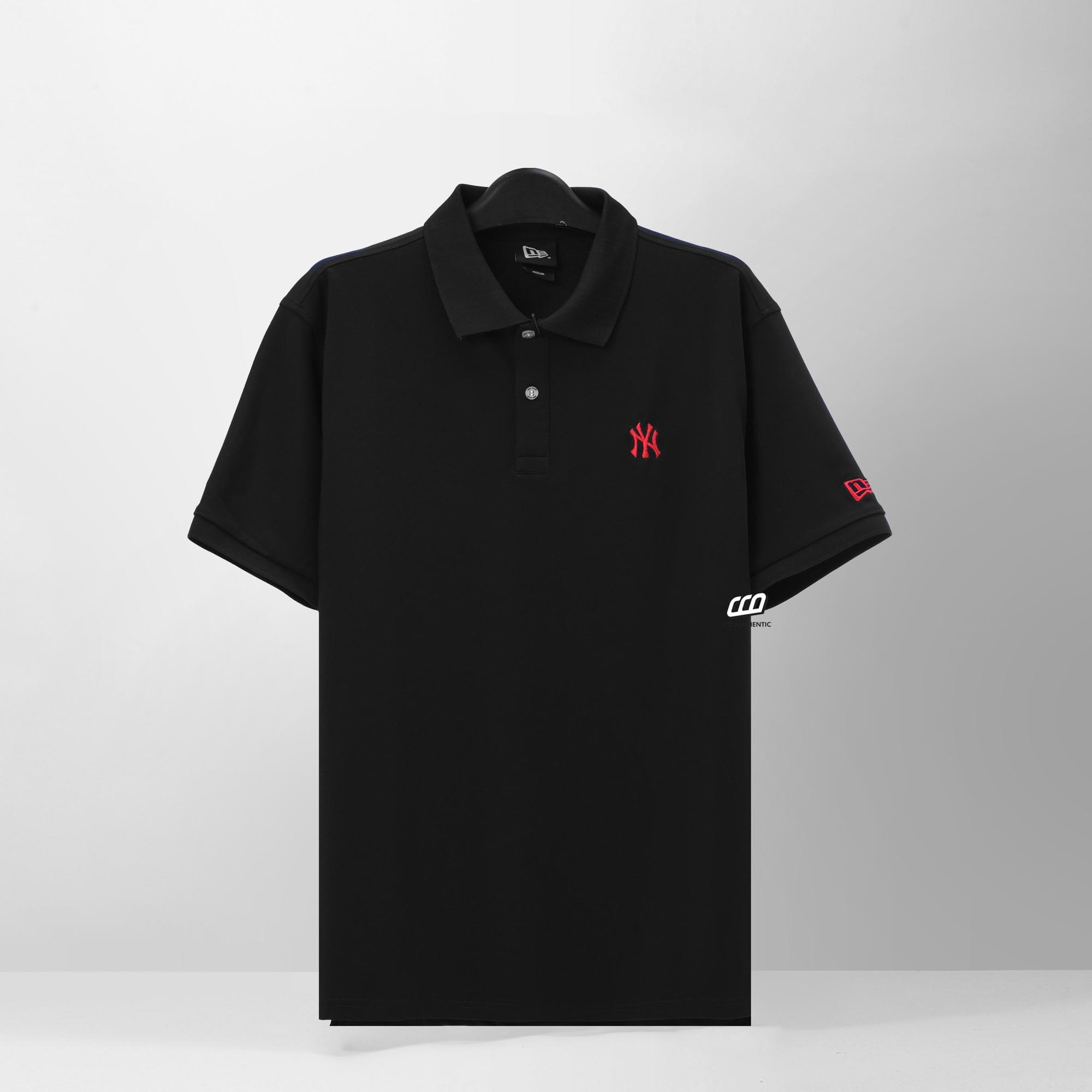 NEW ERA RED NYYK LOGO POLO SHIRT - BLACK