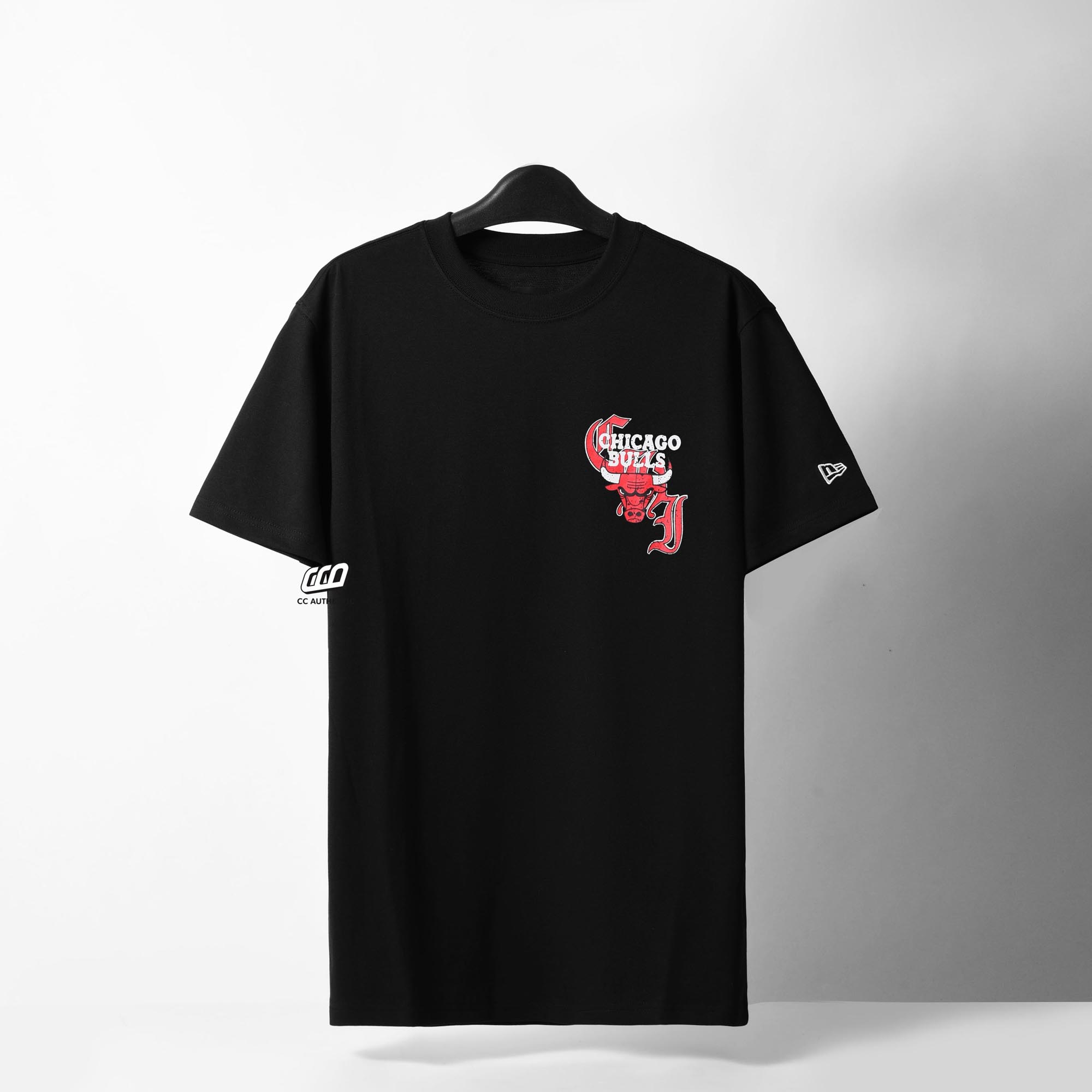 NEW ERA CHICAGO BULLS RS42 T-SHIRT - BLACK