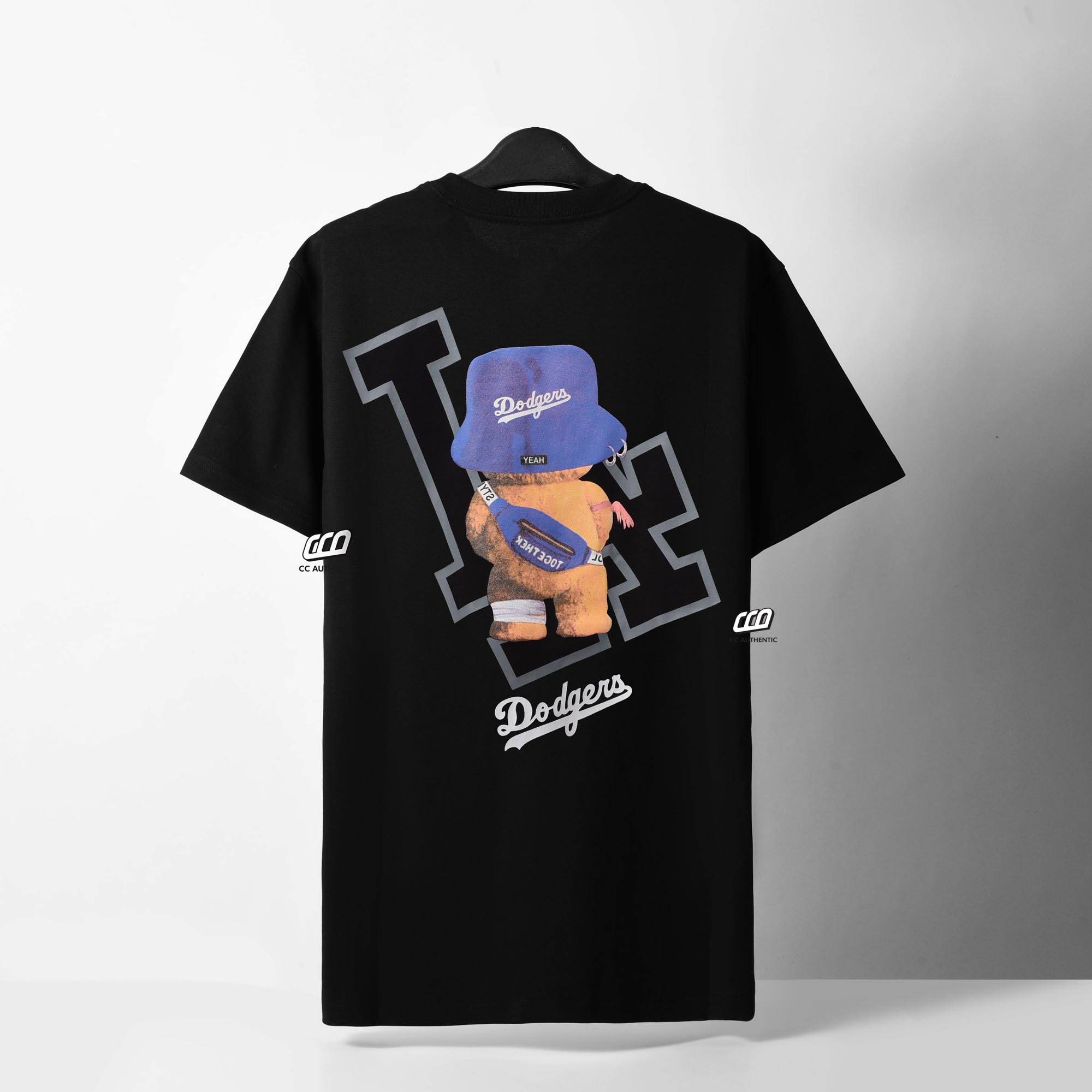 NEW ERA LA BEAR IN BACK T-SHIRT - BLACK
