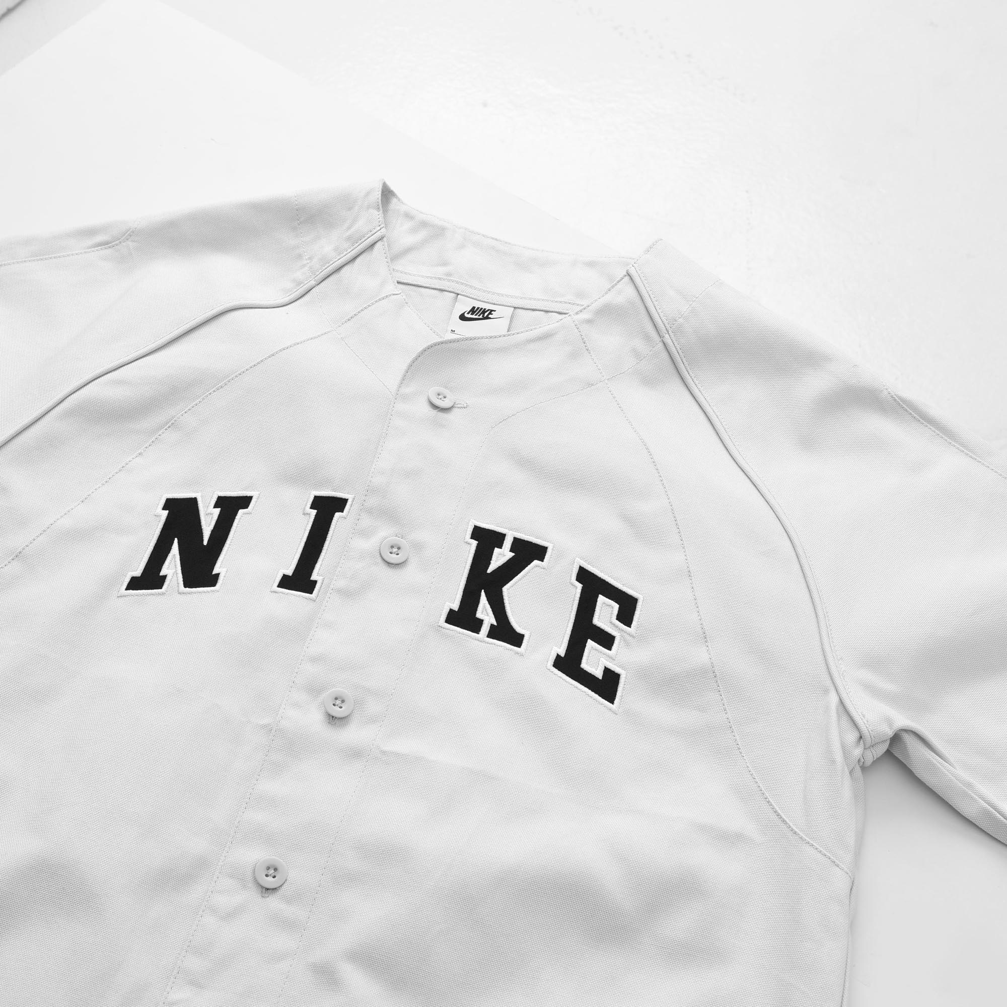 NIKE AUTUMN RETRO JERSEY CASUAL BASEBALL SHIRT - CREAM