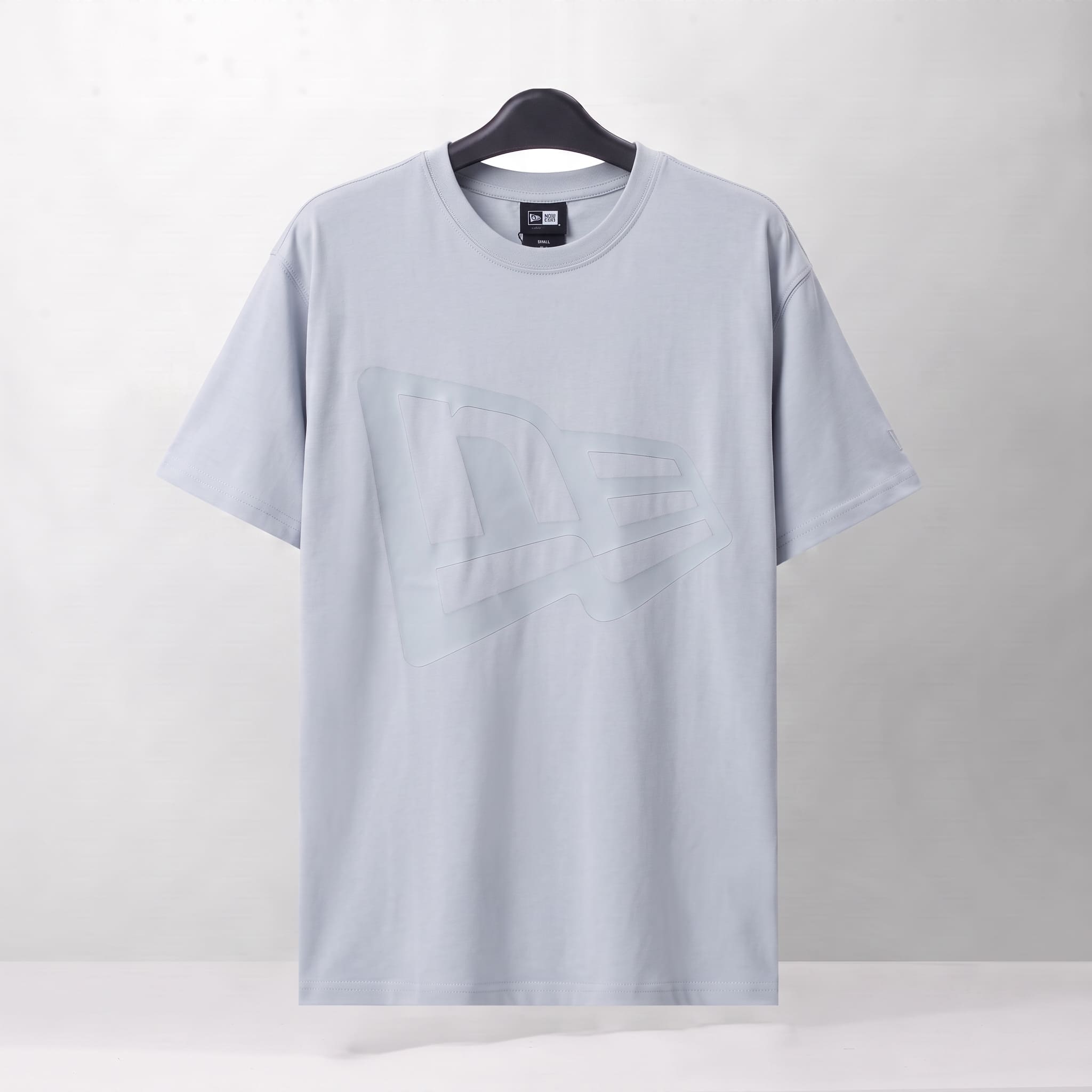 NEW ERA BIG ICON T-SHIRT - GREY