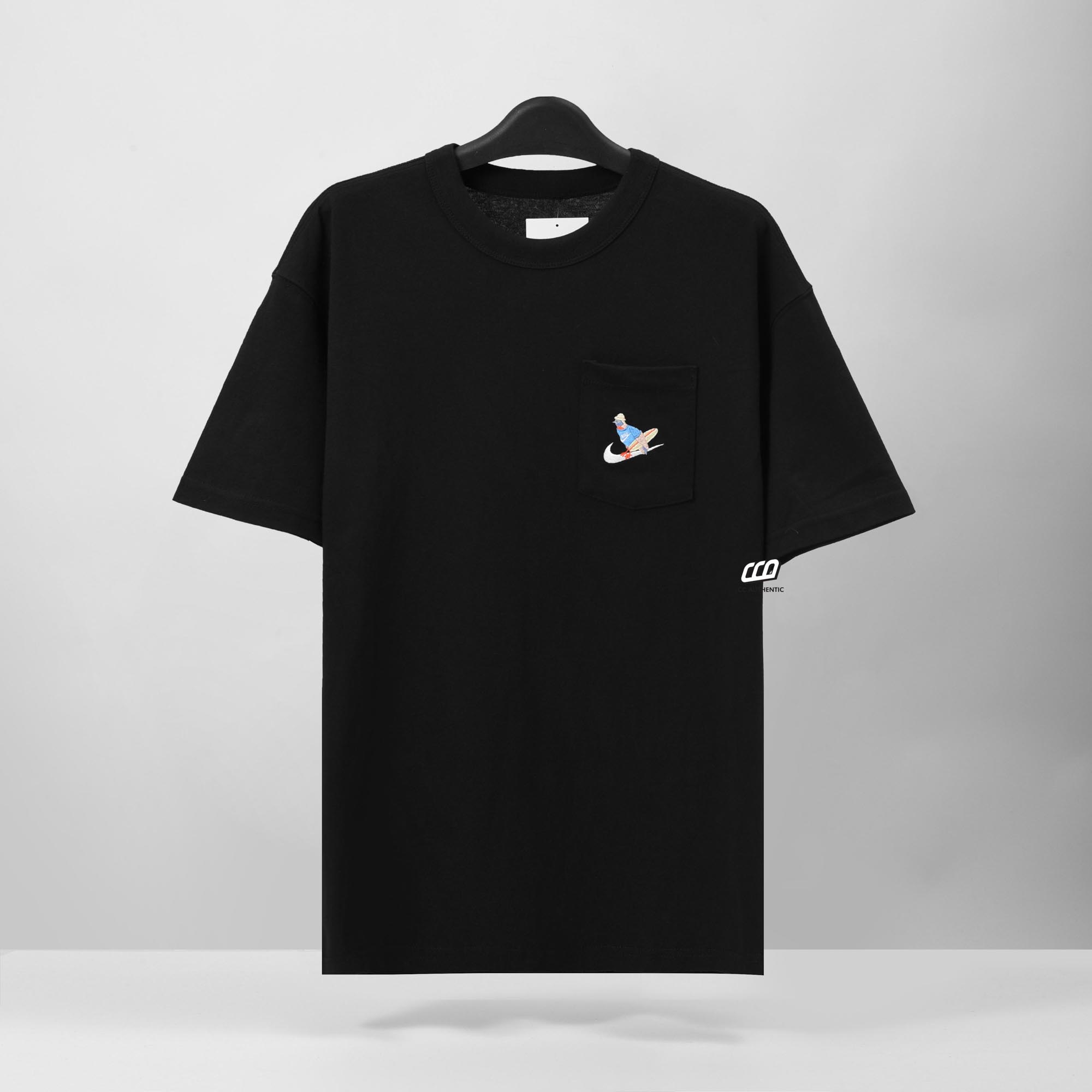 NIKE PREMIUM TROPICAL ALPHABET BIRD POCKET SHIRT - BLACK