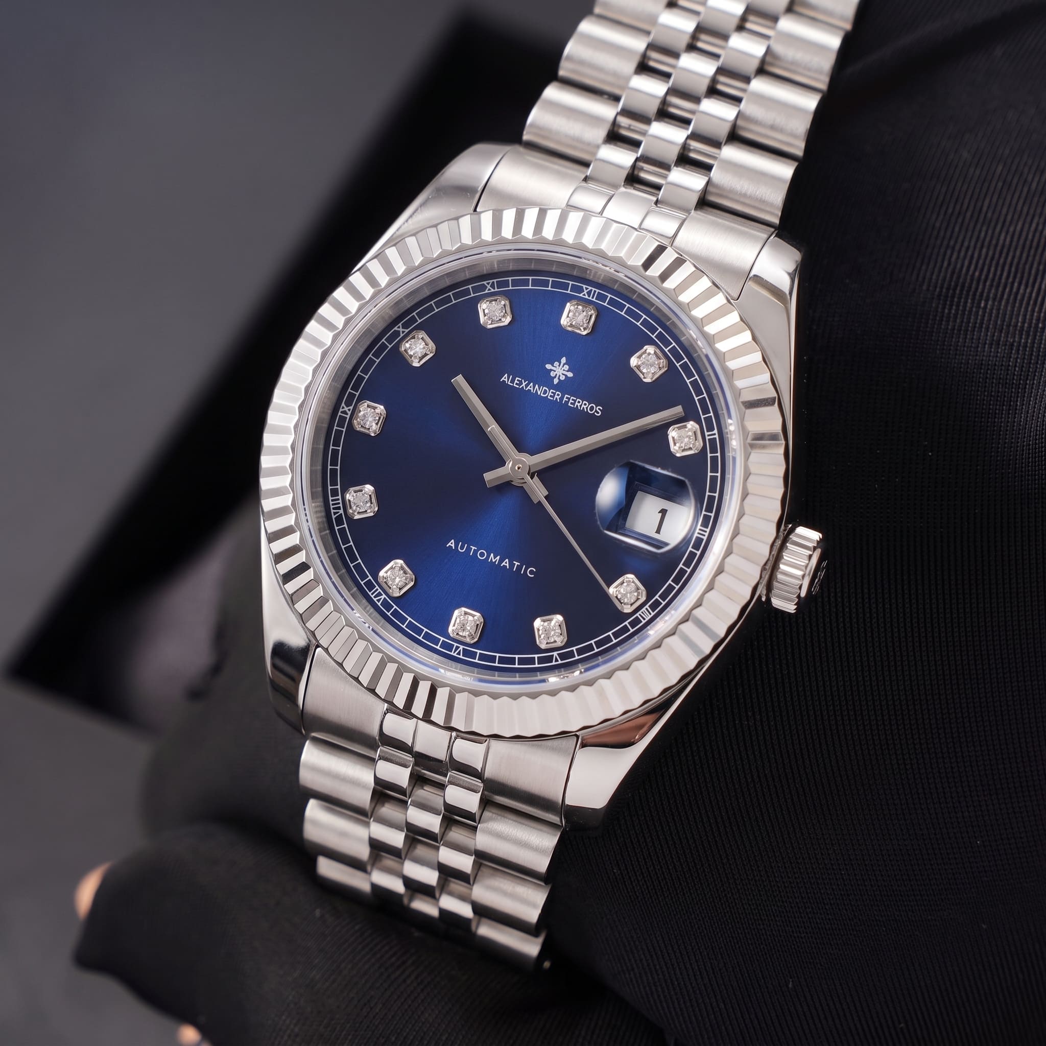 ĐỒNG HỒ NAM ALEXANDER FERROS 8232S/05 AUTOMATIC 38MM