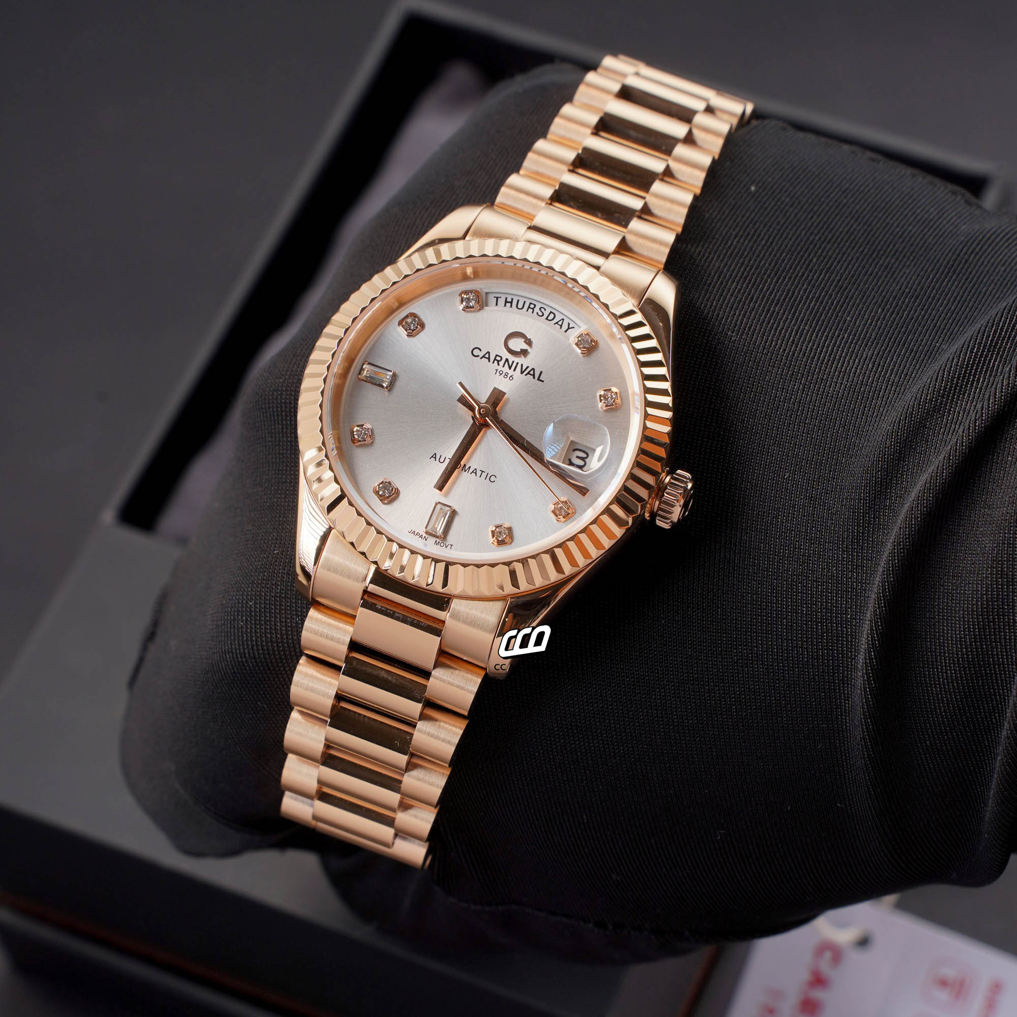 ĐỒNG HỒ NAM CARNIVAL 8239G VH T AUTOMATIC 38MM