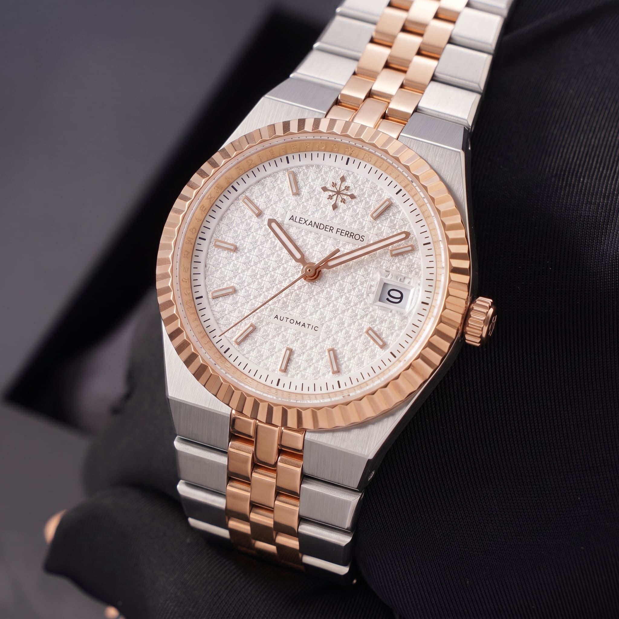 ĐỒNG HỒ NAM ALEXANDER FERROS 8272D/022 AUTOMATIC 37.5MM