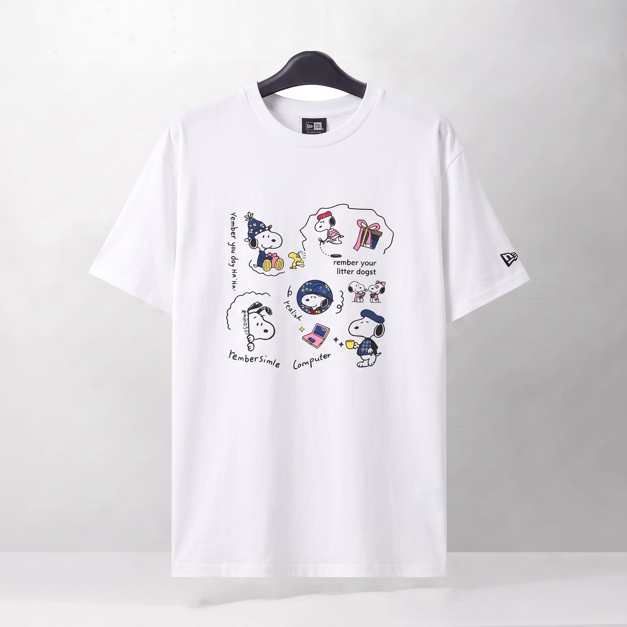 NEW ERA LITTLE DOGST T-SHIRT - WHITE