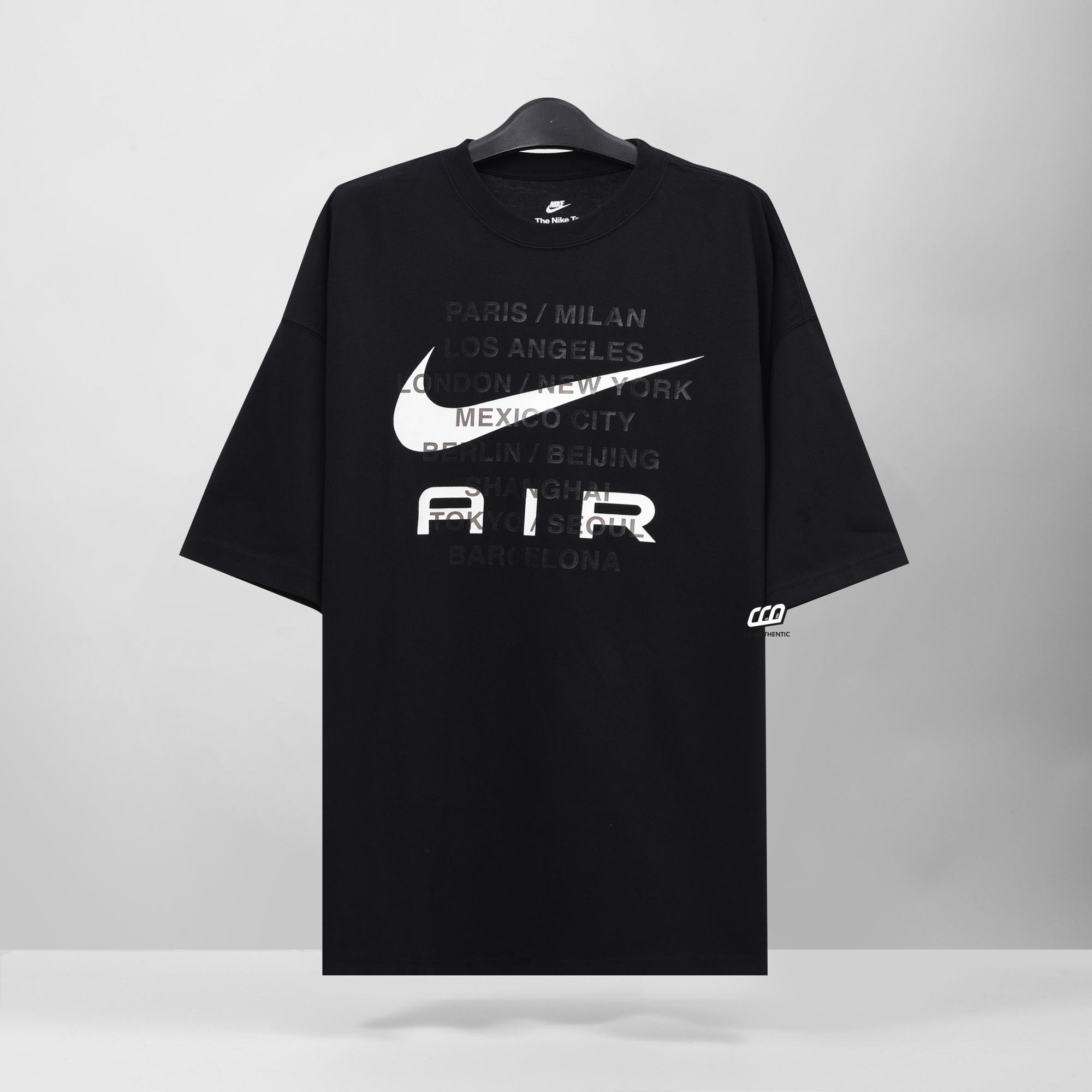 NIKE AIR LOGO WORLDWIDE OVERSIZE T-SHIRT - BLACK