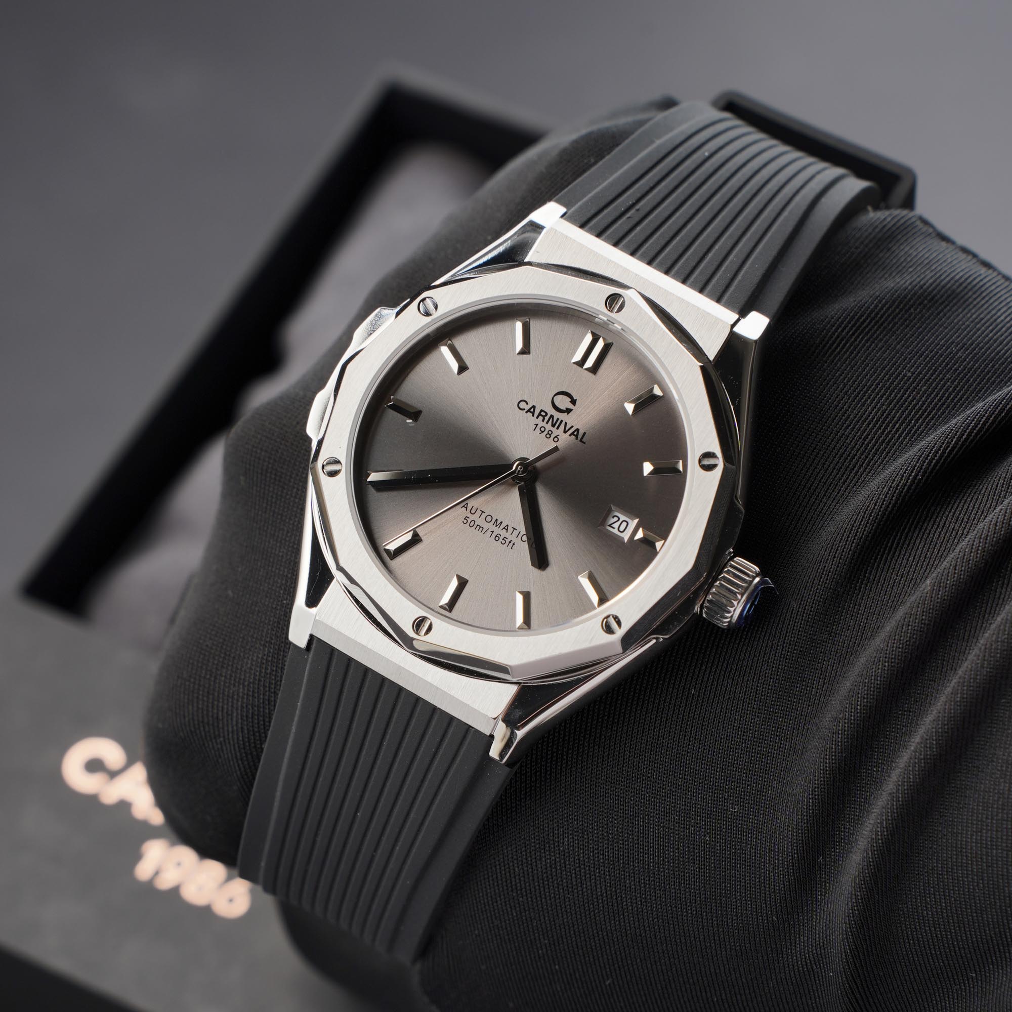 ĐỒNG HỒ NAM CARNIVAL 8168G VT DCS TX AUTOMATIC 42MM
