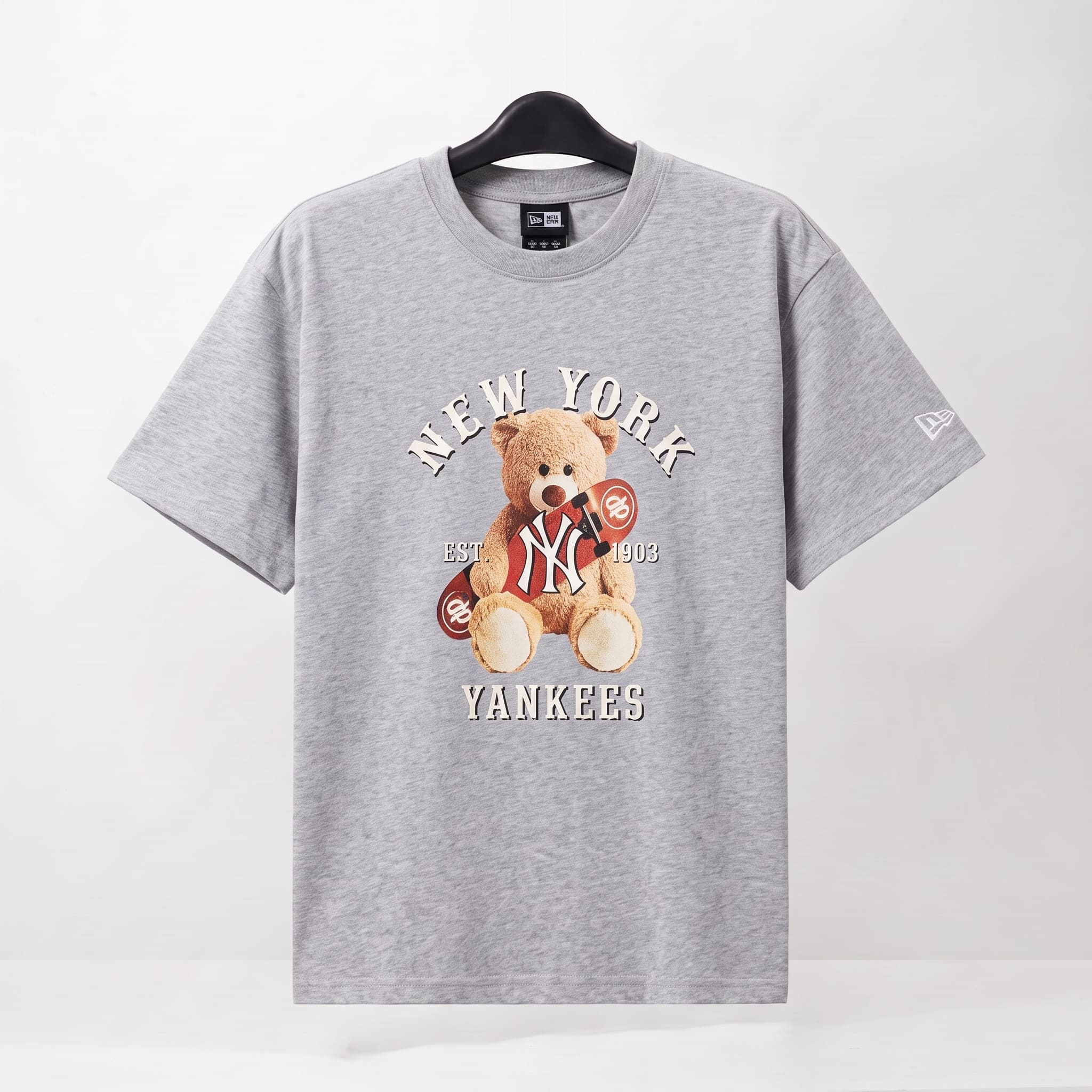 NEW ERA INF BEAR T-SHIRT - GREY