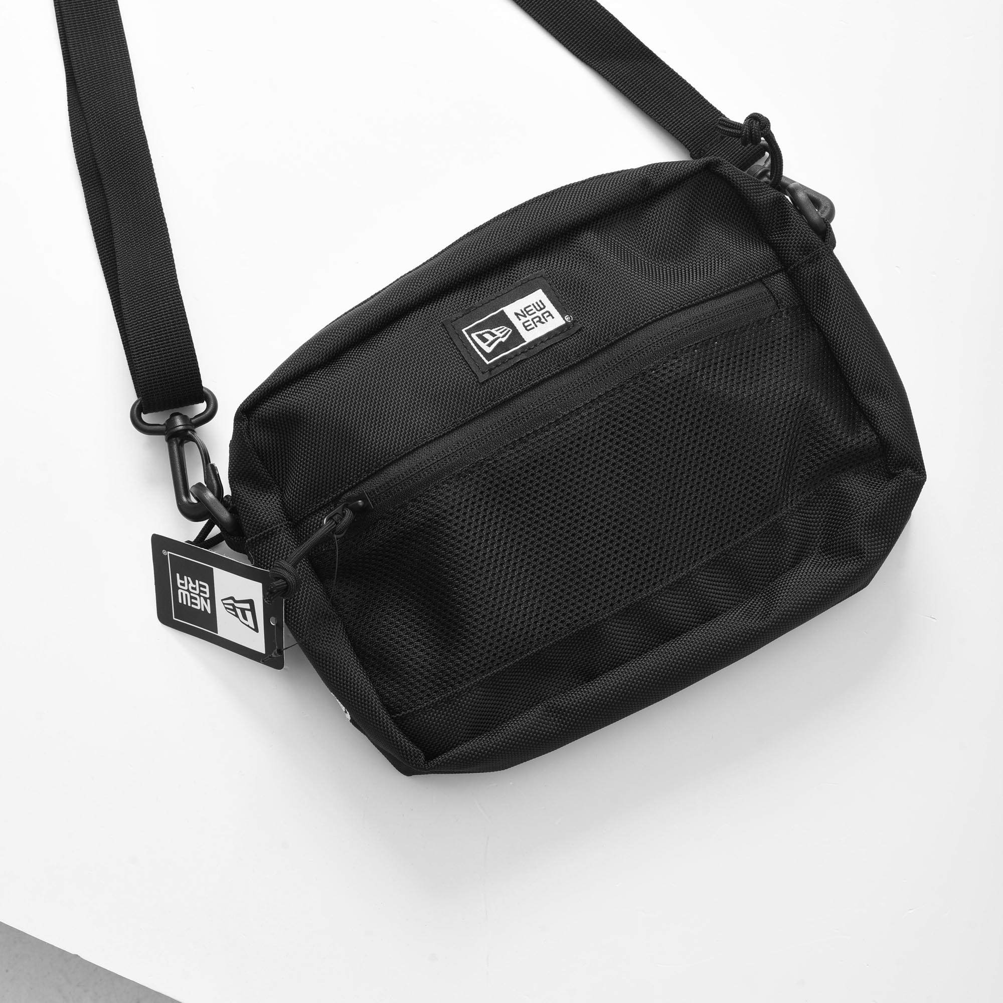 NEW ERA MINI LOGO SHOULDER BAG - BLACK