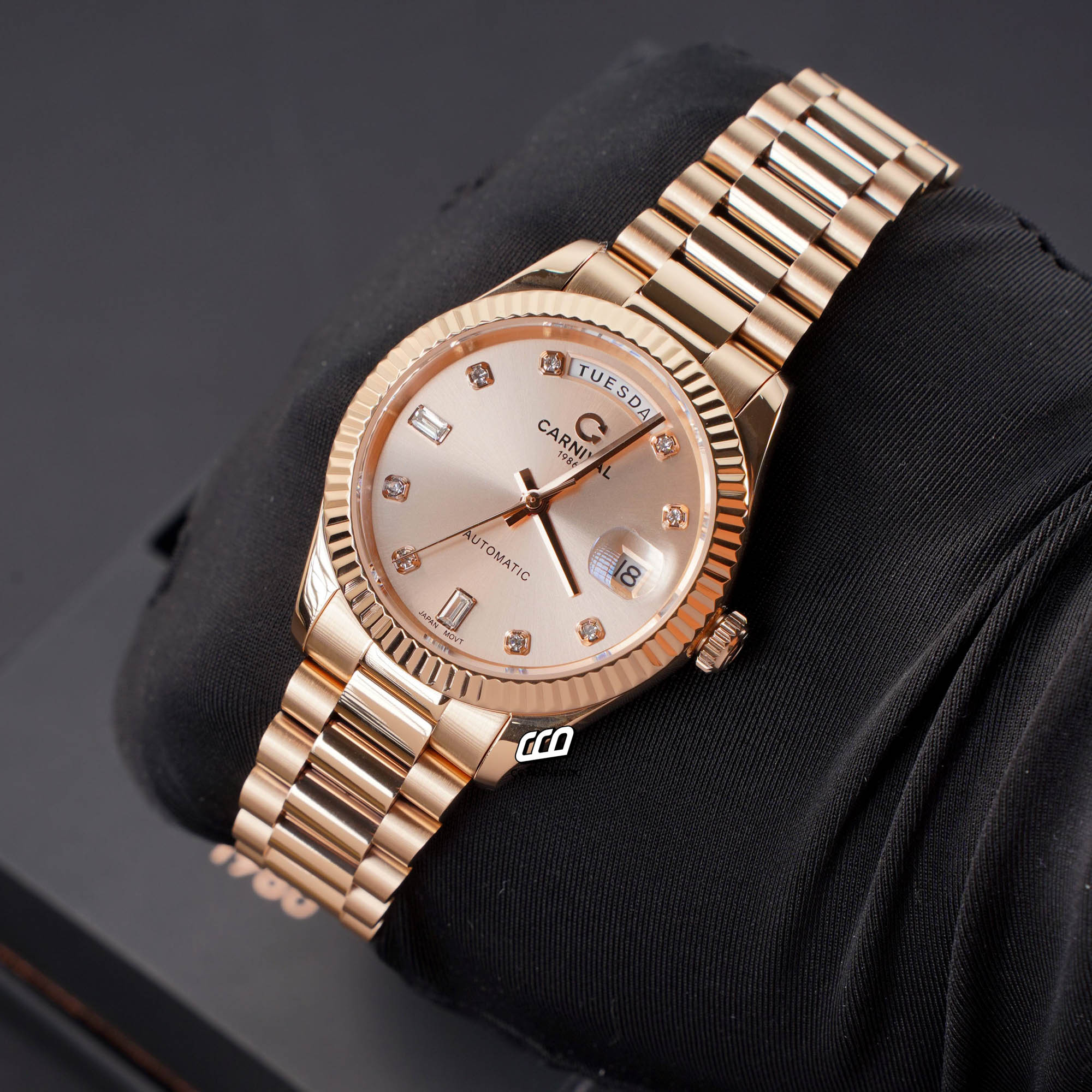 ĐỒNG HỒ NAM CARNIVAL 8239G VH NN AUTOMATIC 38MM