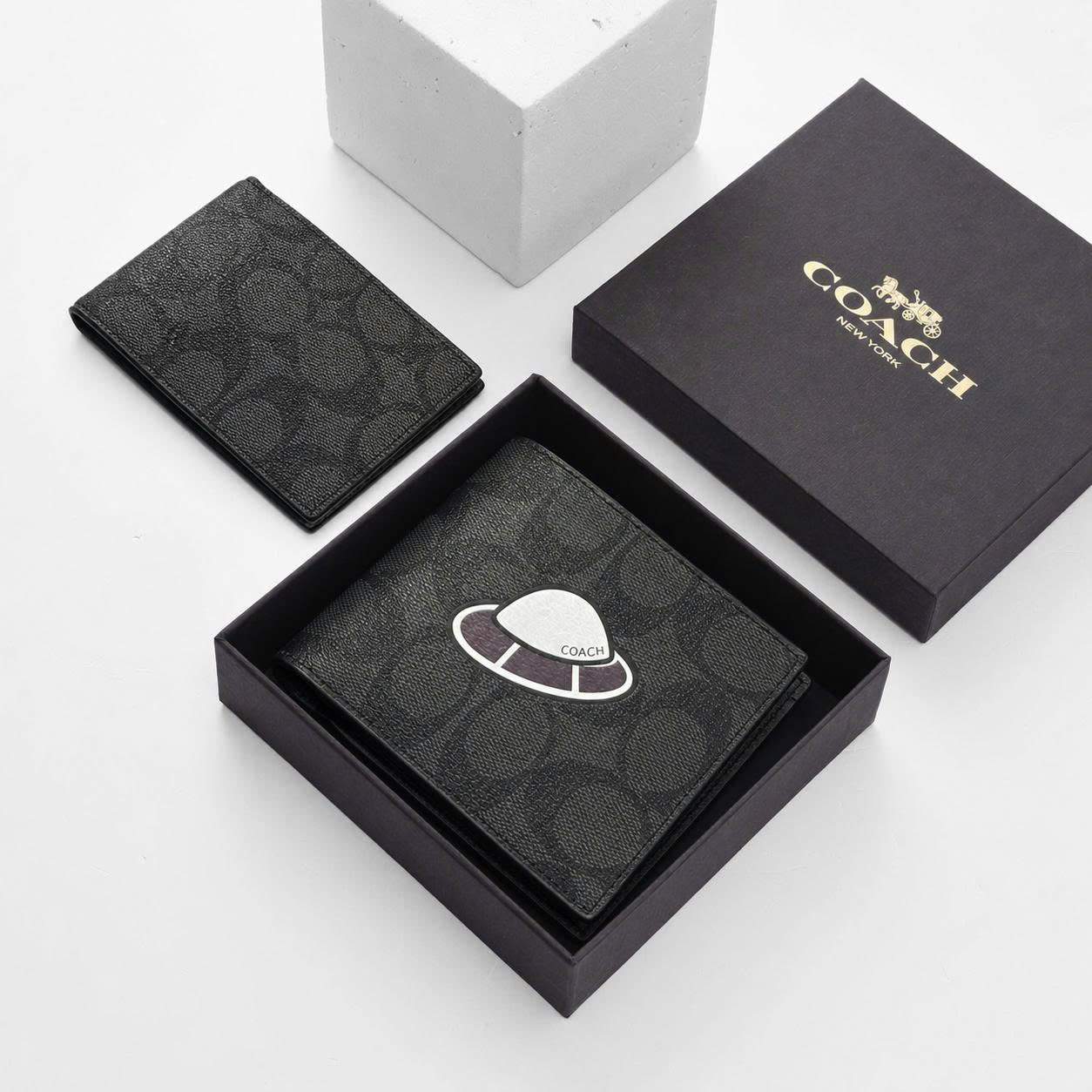 COACH UFO SIGNATURE DOUBLE WALLET - BLACK
