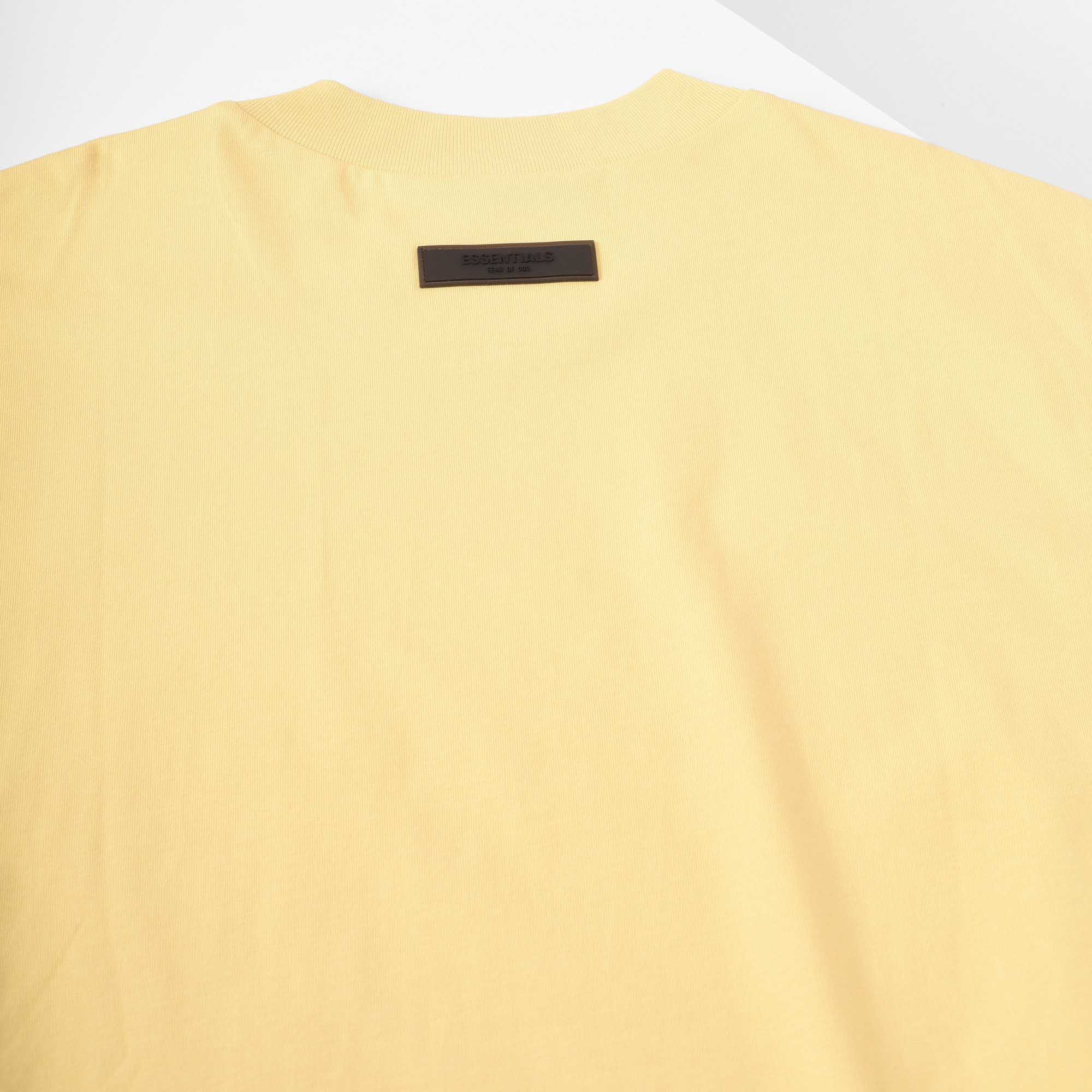 FOG ESSENTIALS SS23 T-SHIRT - LIGHT TUSCA