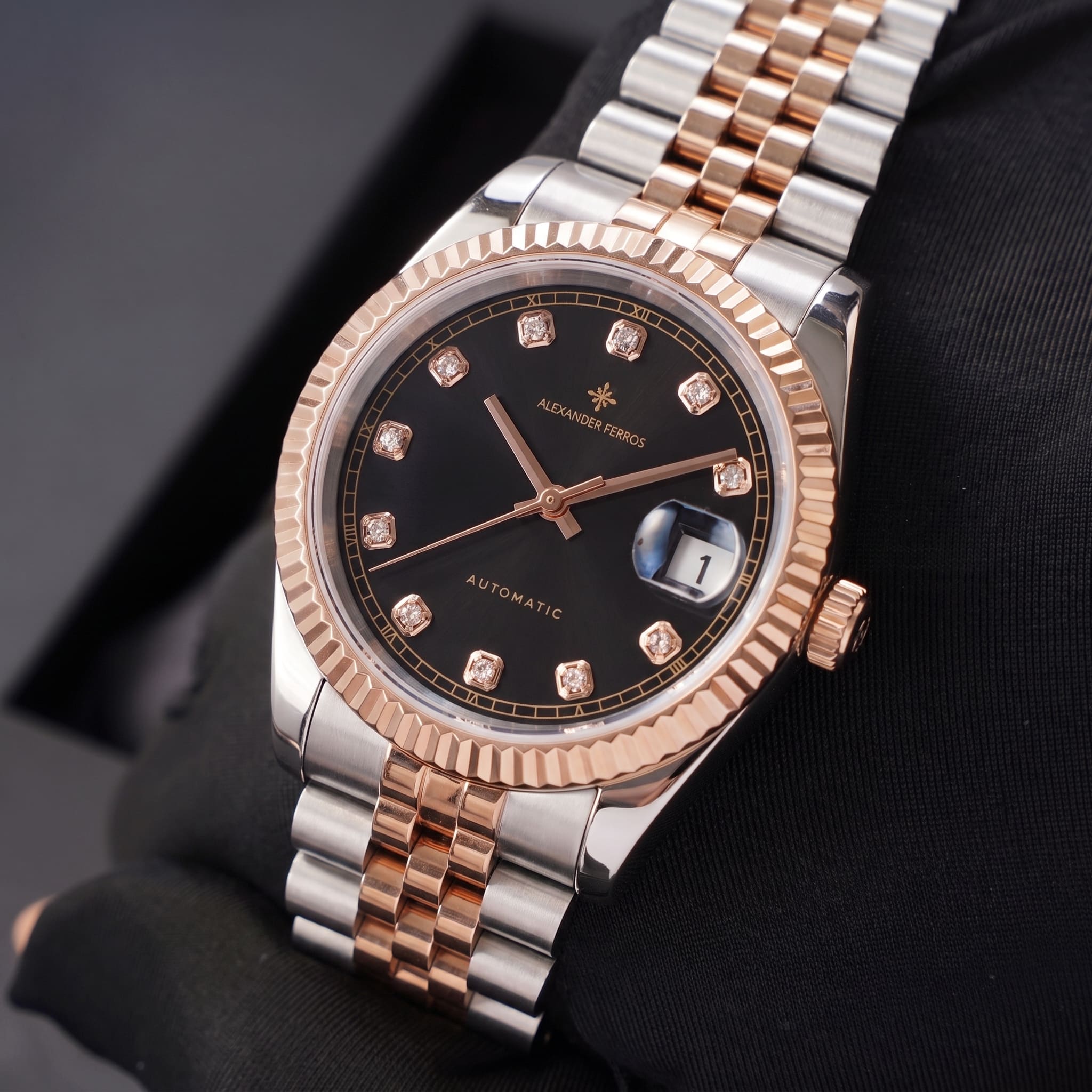 ĐỒNG HỒ NAM ALEXANDER FERROS 8232D/01 AUTOMATIC 38MM