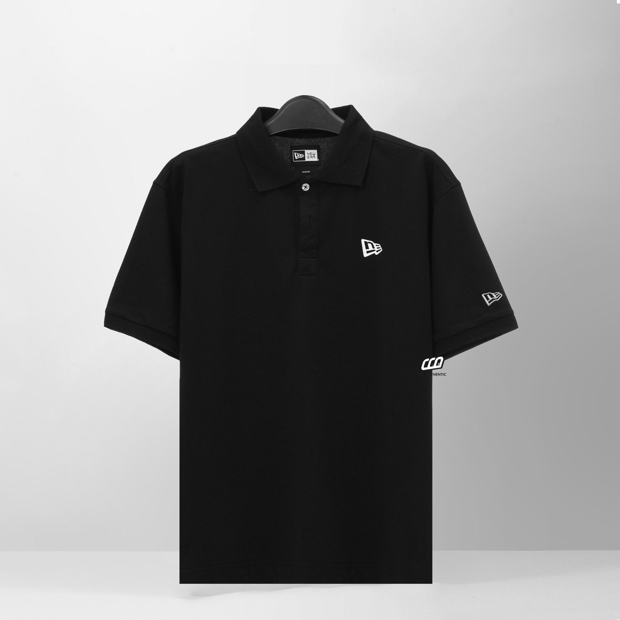 NEW ERA VERTICAL BANDANA POLO SHIRT - BLACK