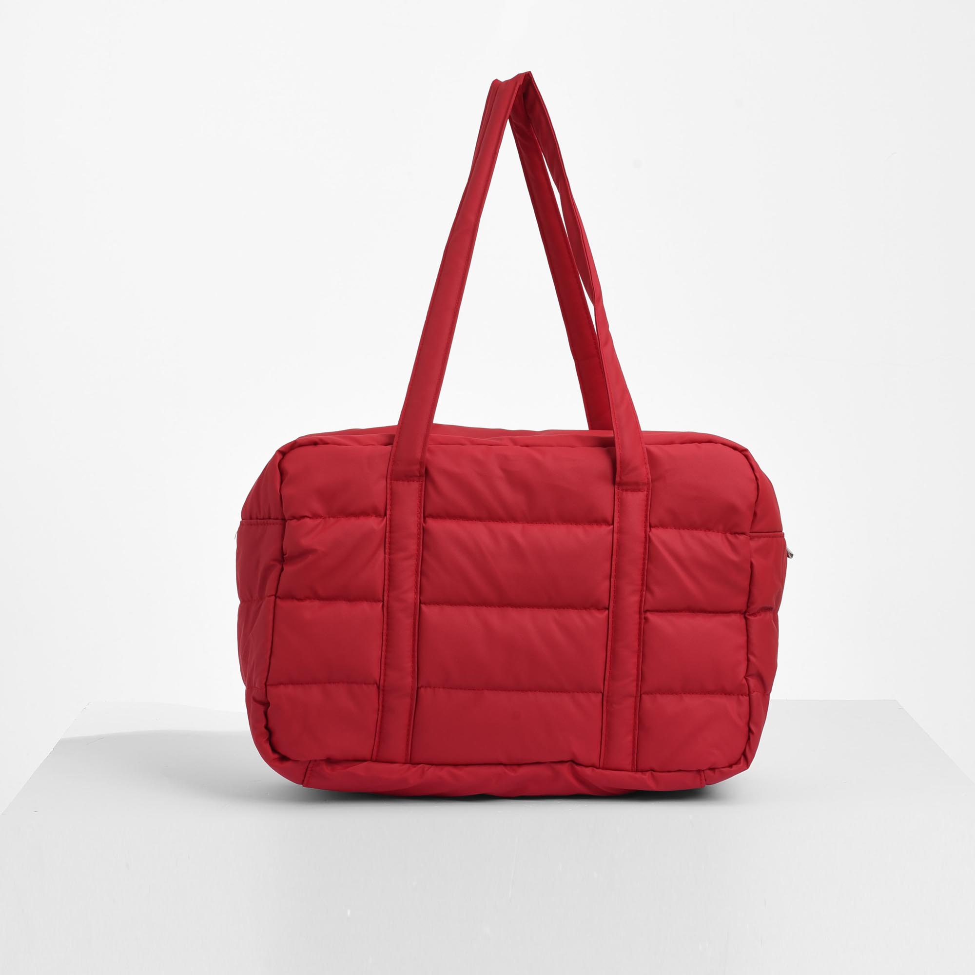 NIKE MEMBER LIMITED SPORTS TRAVEL LIFE EXPANSION TOTE BAG - RED