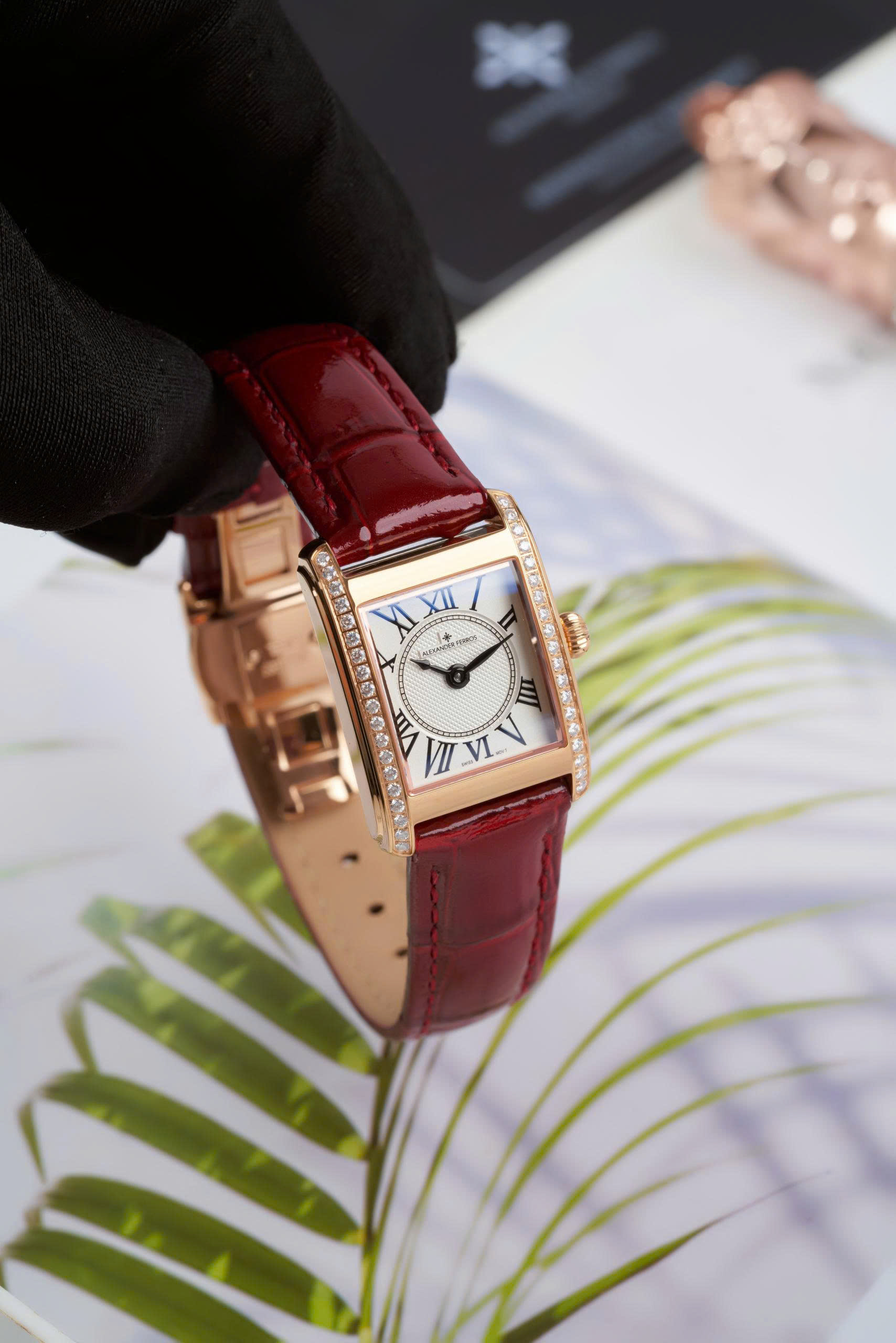ĐỒNG HỒ NỮ ALEXANDER FERROS 7218R/02 QUAZT 21x31mm