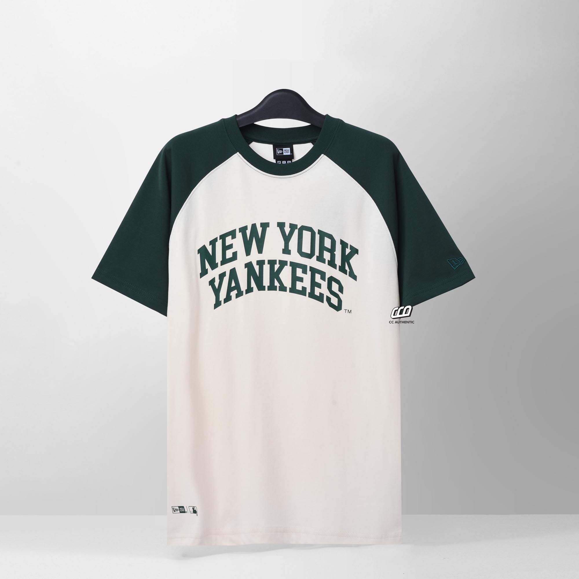 NEW ERA ARCH T-SHIRT - DARK GREEN/IVORY